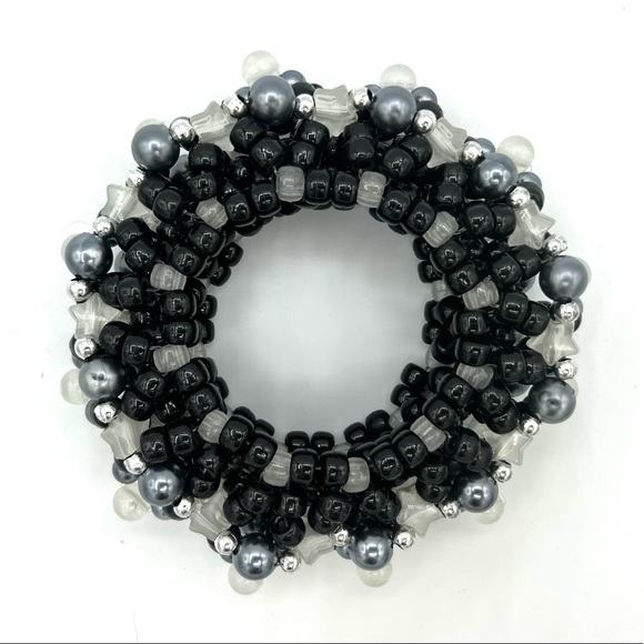 🌌 “Midnight Sky” Glow Kandi Cuff - Picture 2 of 4